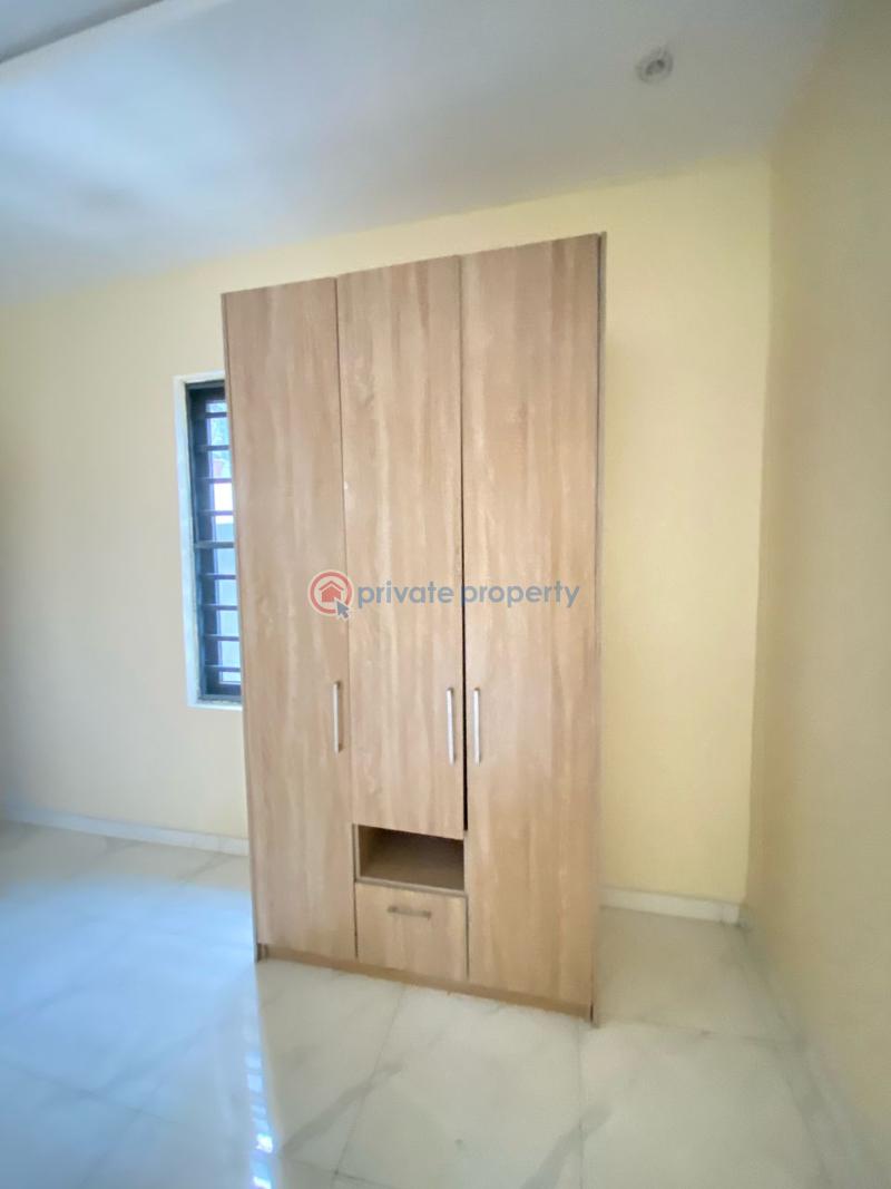 2 bedroom Flat & Apartment For Sale Lekki Phase 1 Lagos - 14