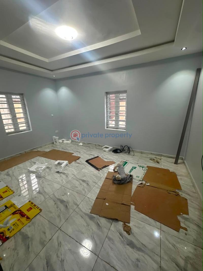 3 bedroom Block Of Flats For Rent Kolapo Ishola Akobo Ibadan Oyo - 4