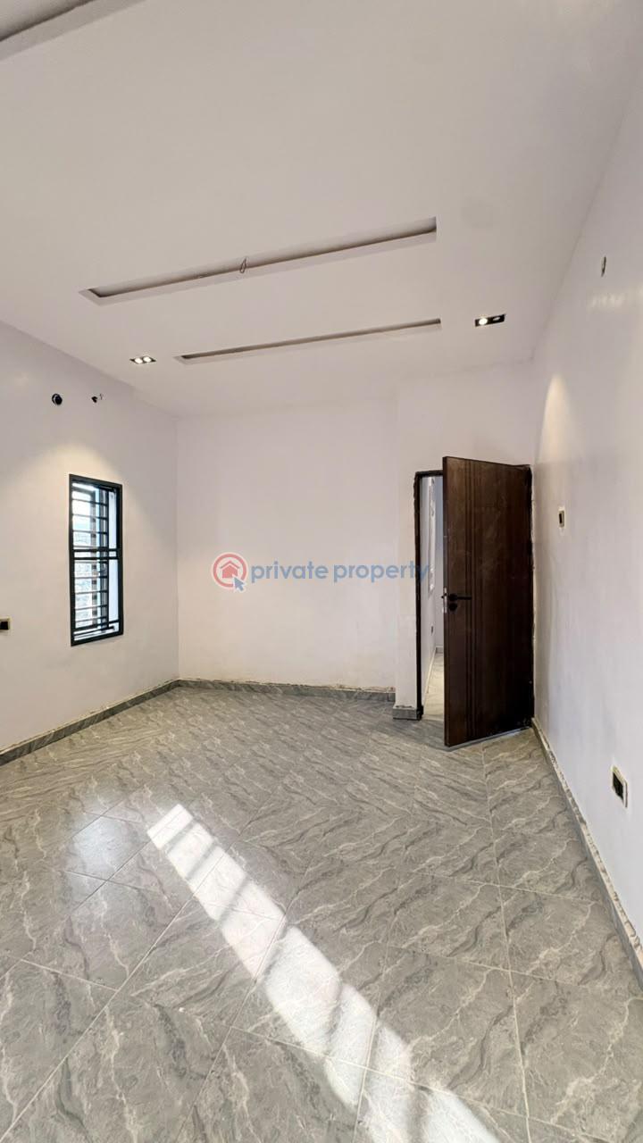 House For Sale Behind Springfield Hotel, Eleyele Ibadan. Ibadan Oyo - 2