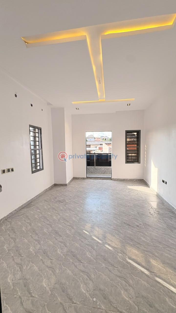 House For Sale Behind Springfield Hotel, Eleyele Ibadan. Ibadan Oyo - 16