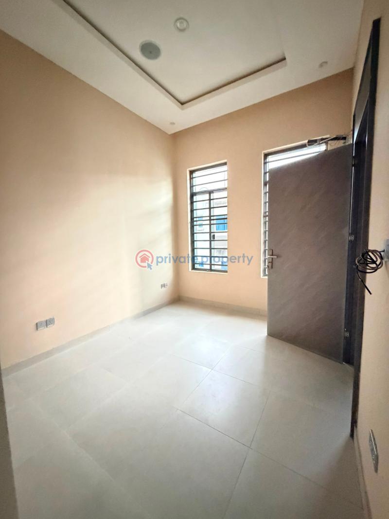 2 bedroom Block Of Flats For Sale Opebi Ikeja Lagos - 6