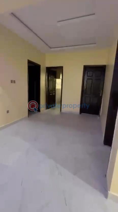 2 bedroom Block Of Flats For Rent Ijesha Surulere Lagos - 5