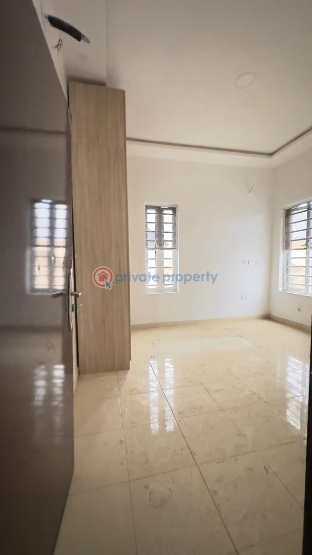 2 bedroom Block Of Flats For Rent Colony Osapa Lekki Lagos - 2