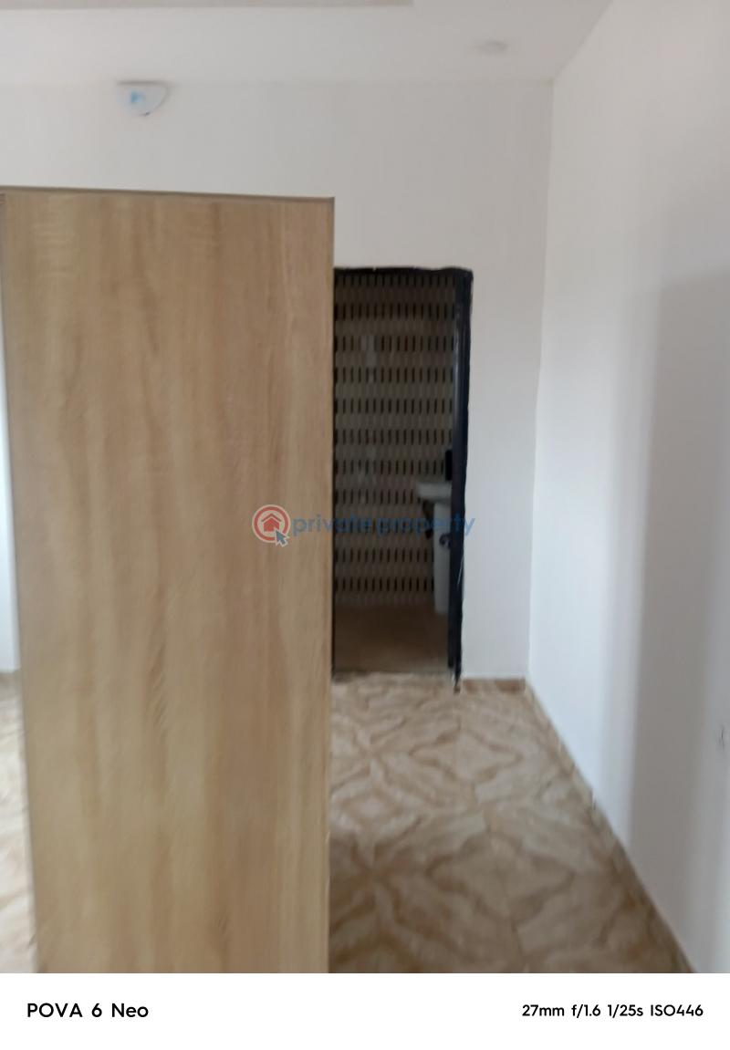 2 bedroom Block Of Flats For Rent Aboru Iyana Ipaja Road Lagos Iyana Ipaja Lagos - 5