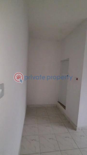 Newly built 2bedrm flat upstairs - 5 2 bedroom Block Of Flats For Rent Bawala Street Gbagada Phase 1 Lagos - 5