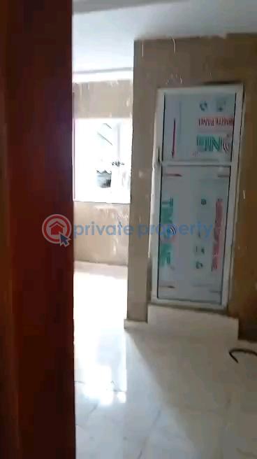 2 bedroom Block Of Flats For Rent Onike Yaba Lagos - 45