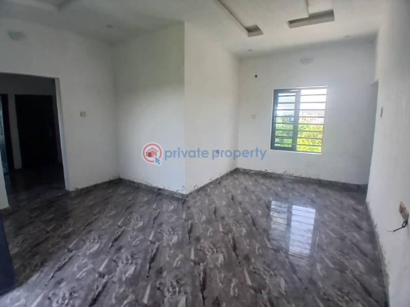 2 bedroom Flat & Apartment For Rent Off Monastery Road After Shoprite Sangotedo Ajah Lagos - 3