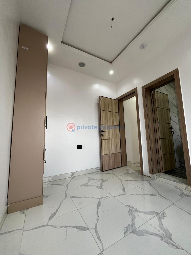 2 bedroom Flat & Apartment For Sale Ogudu Lagos - 8