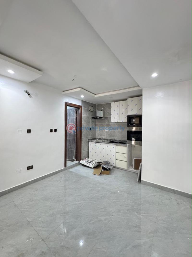 2 bedroom Block Of Flats For Sale Surulere Lagos - 11