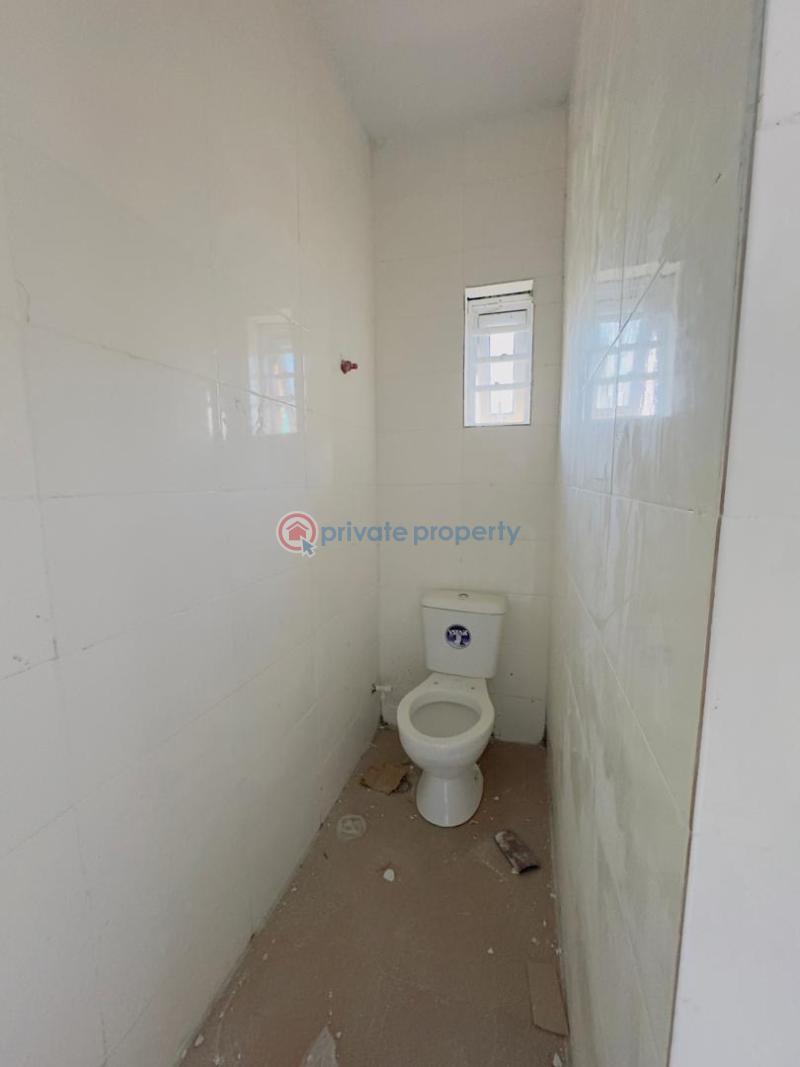 2 bedroom Block Of Flats For Sale Yaba Lagos - 4