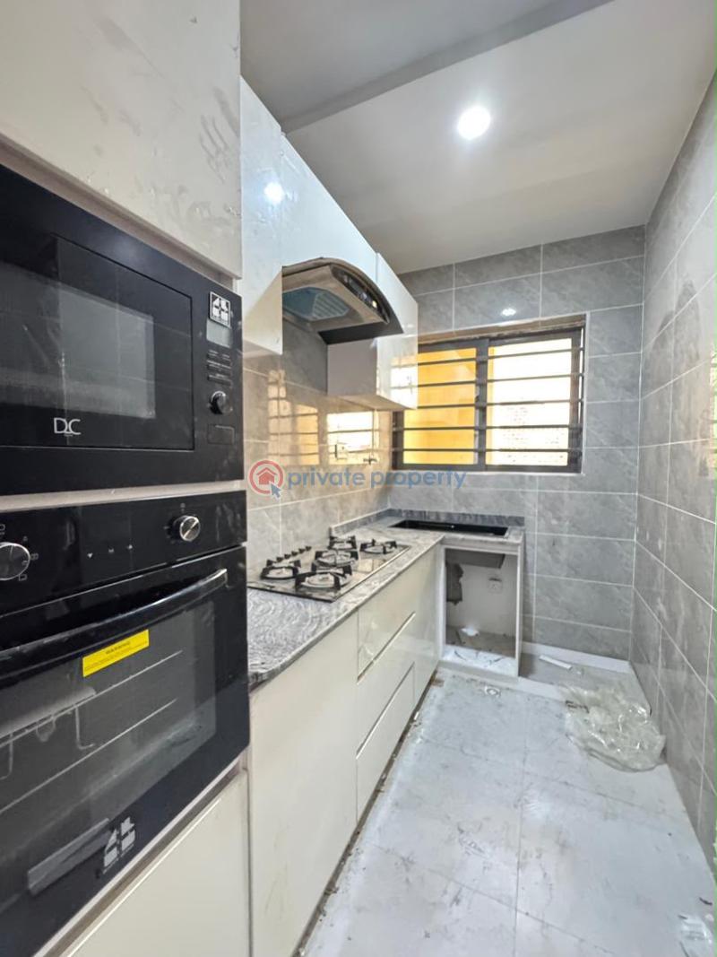 2 bedroom Block Of Flats For Sale Surulere Lagos - 5