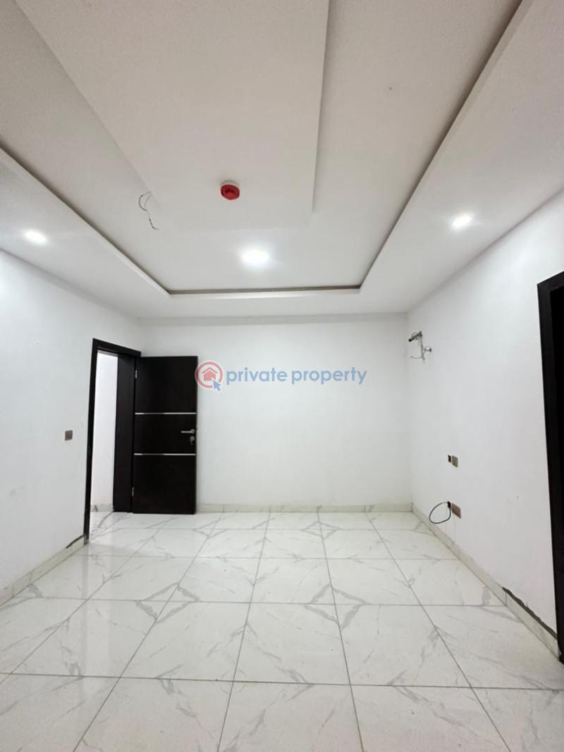 Newly built 2bedroom apartment with bq,swimmingpool,gym and elevator - 9 2 bedroom Block Of Flats For Sale Lekki Phase 1 Lagos - 9