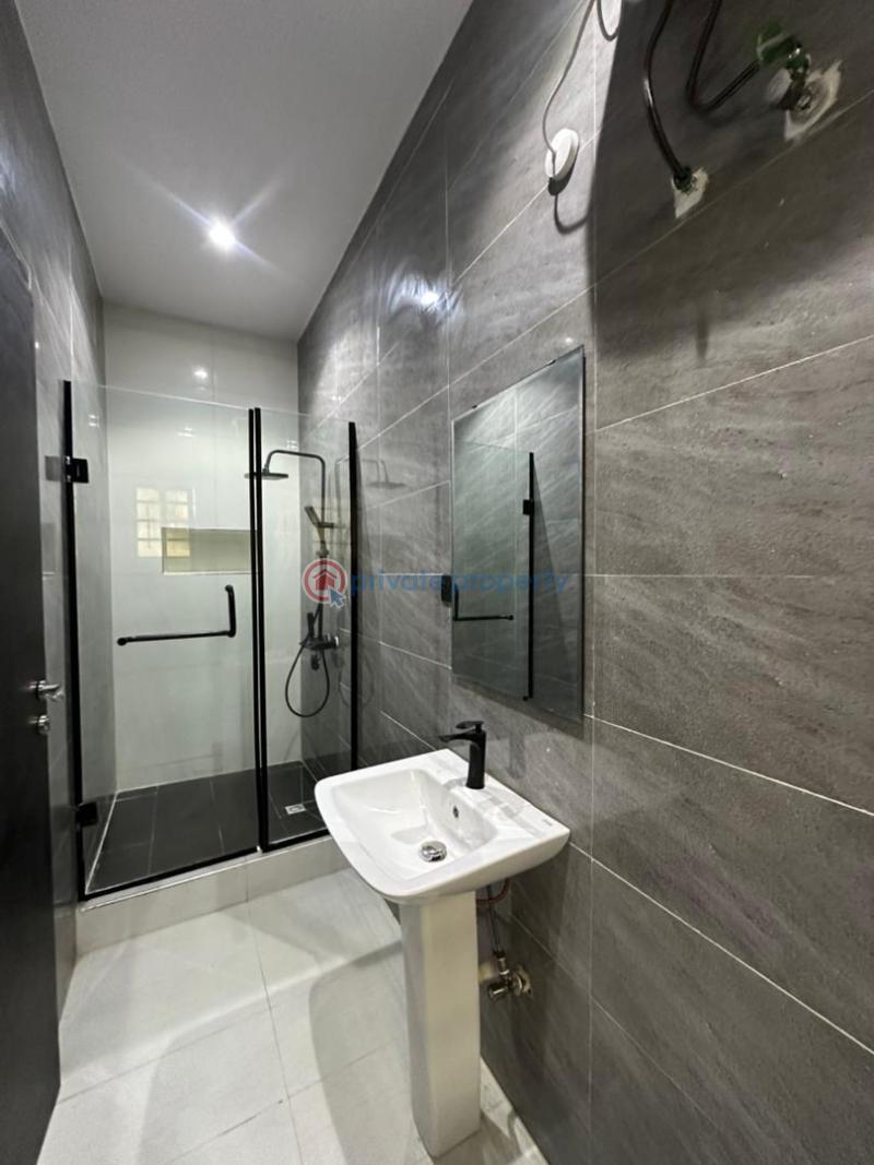 Newly built 2bedroom apartment with elevator - 12 2 bedroom Block Of Flats For Sale Lekki Phase 1 Lagos - 12