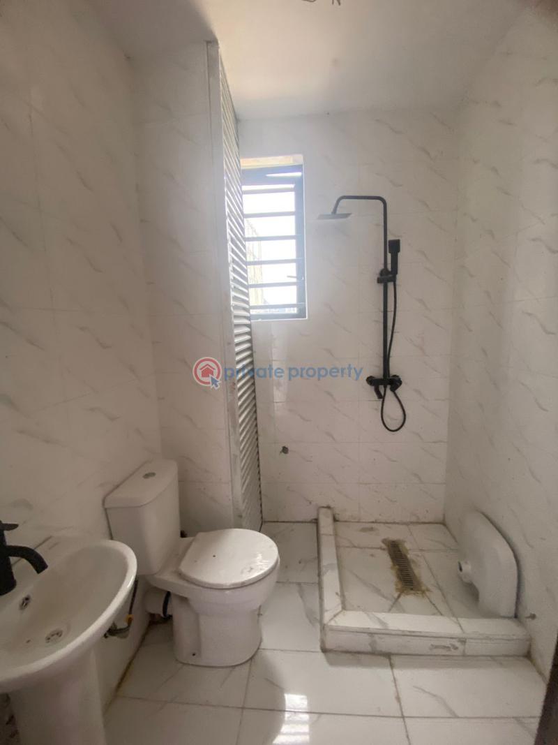 Newly built 2bedroom apartment with elevator,gym - 3 2 bedroom Block Of Flats For Sale Ikate Elegushi Lekki Lagos - 3