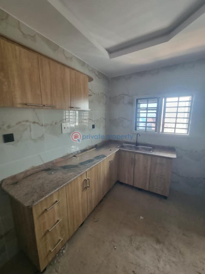 2 bedroom Block Of Flats For Rent Promise Land Estate, Elebu Akala Express Ibadan Oyo - 6