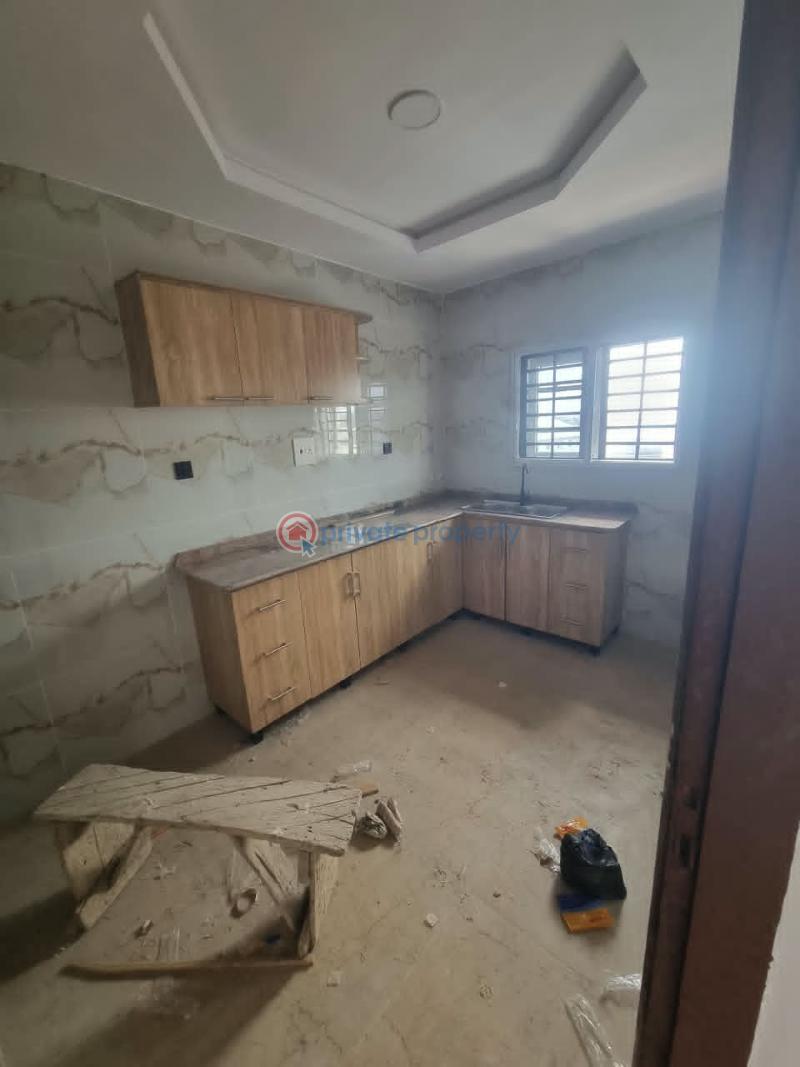 2 bedroom Block Of Flats For Rent Promise Land Estate, Elebu Akala Express Ibadan Oyo - 0