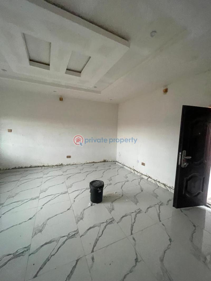 2 bedroom Block Of Flats For Rent Maje, Near Tarred Road, Soka Area Soka Ibadan Oyo - 1