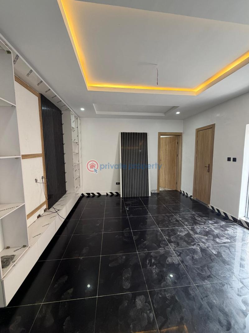 2 bedroom Block Of Flats For Rent Spg Road Ologolo Lekki Lagos - 2