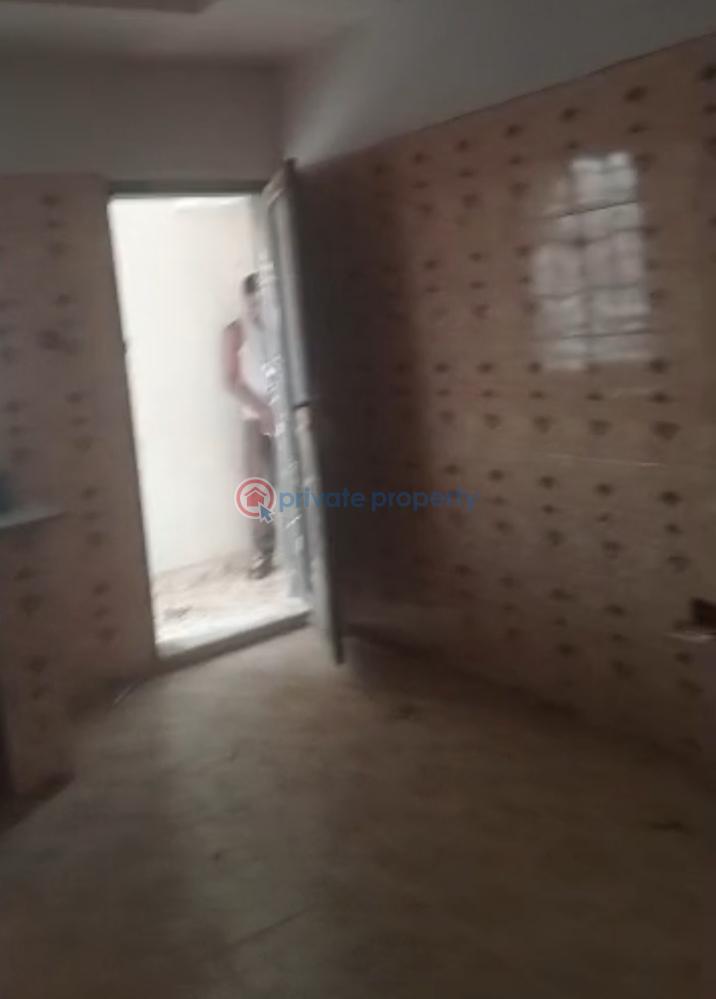 2 bedroom Flat & Apartment For Rent Grammar School Ikorodu Lagos - 2