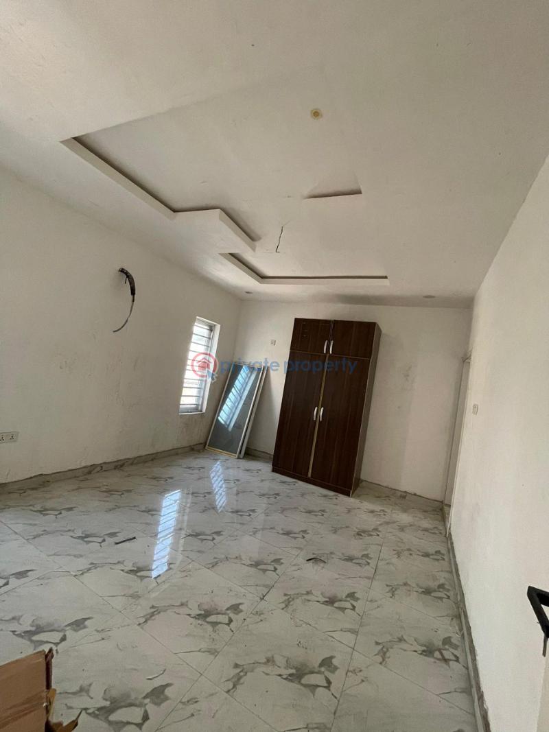 2 bedroom Block Of Flats For Rent Mobile Road Ajah Lagos - 1