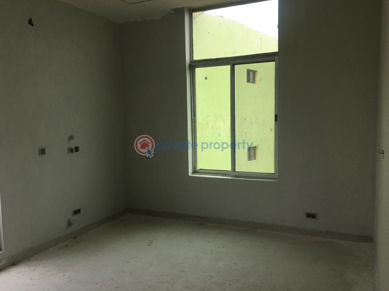 2 bedroom Block Of Flats For Rent Mende Maryland Lagos - 10