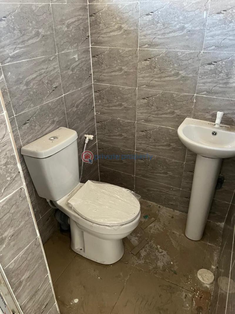 2 bedroom Block Of Flats For Rent Ajila Elebu Estate Akala Express Ibadan Oyo - 2