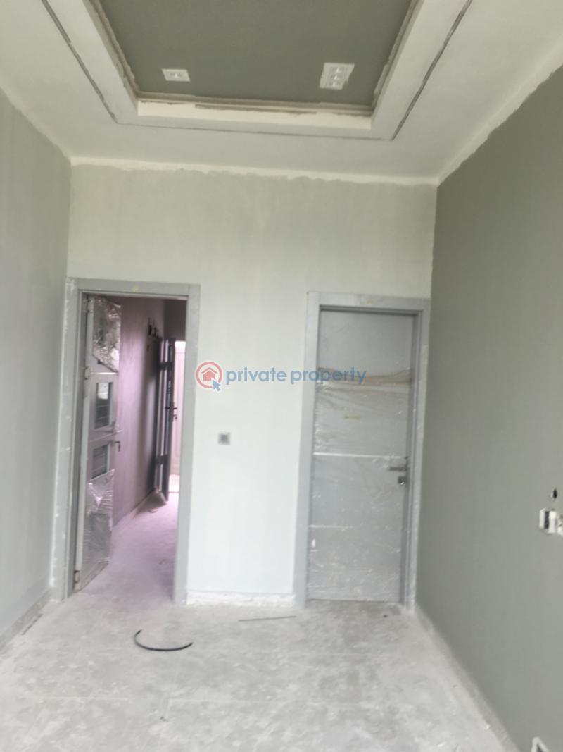2 bedroom Block Of Flats For Rent Mende Maryland Lagos - 2