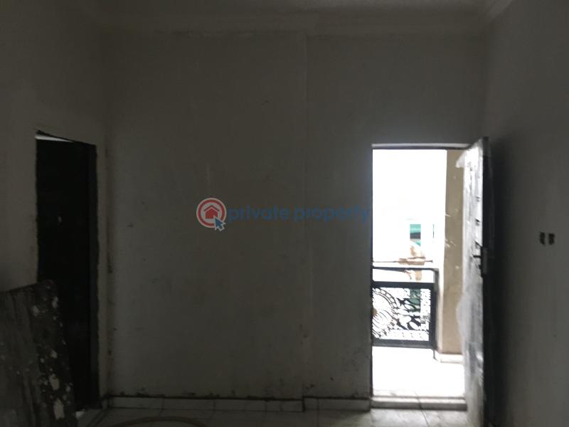 2 bedroom Block Of Flats For Rent Off Sunmola Street Mende Maryland Lagos - 8