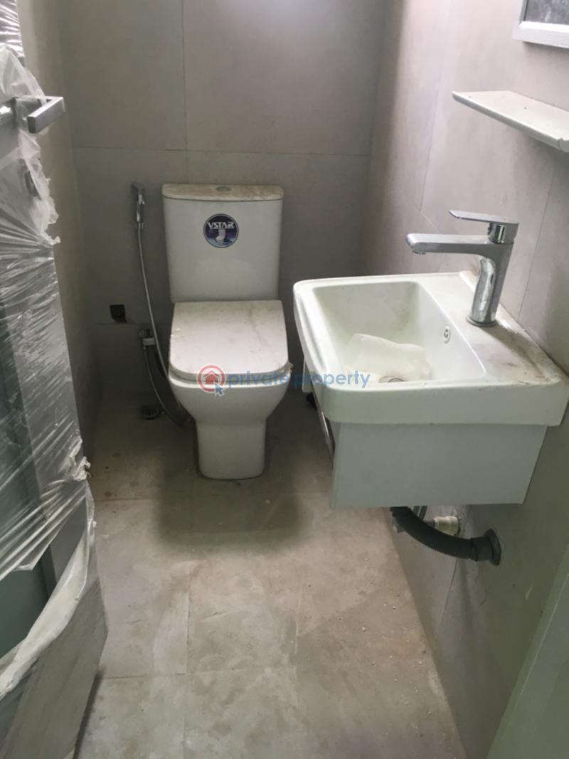 2 bedroom Block Of Flats For Rent Mende Maryland Lagos - 1