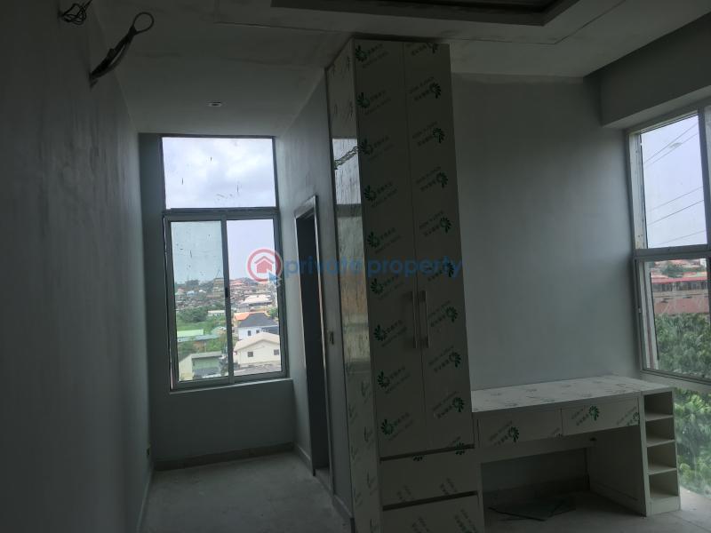 2 bedroom Block Of Flats For Rent Mende Maryland Lagos - 7