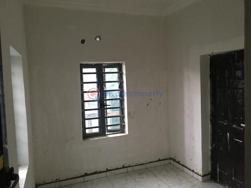 2 bedroom Block Of Flats For Rent Off Sunmola Street Mende Maryland Lagos - 6