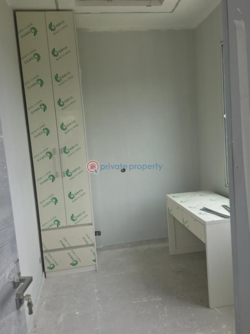 2 bedroom Block Of Flats For Rent Mende Maryland Lagos - 4