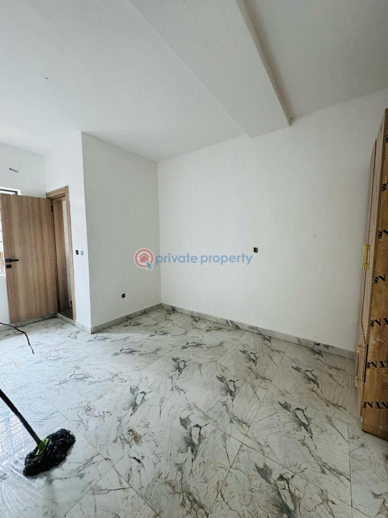 4 bedroom Duplex For Sale Opebi Ikeja Lagos - 5