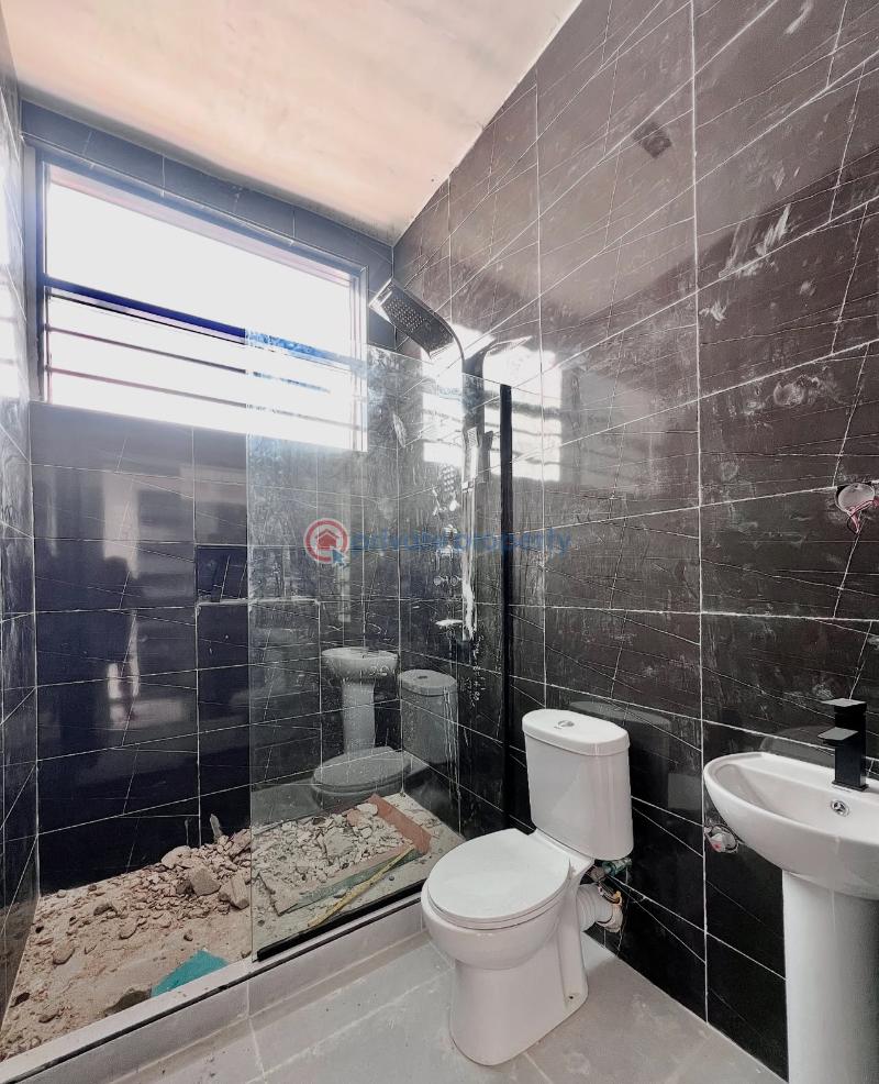 Newly built 3 & 4 bedroom terrace duplex - 13 3 bedroom Terraced Duplex For Sale Ikota Lekki Lagos - 13