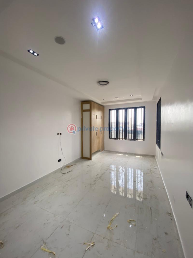 3 bedroom Penthouse For Sale Lekki 1 Lekki Phase 1 Lagos - 2