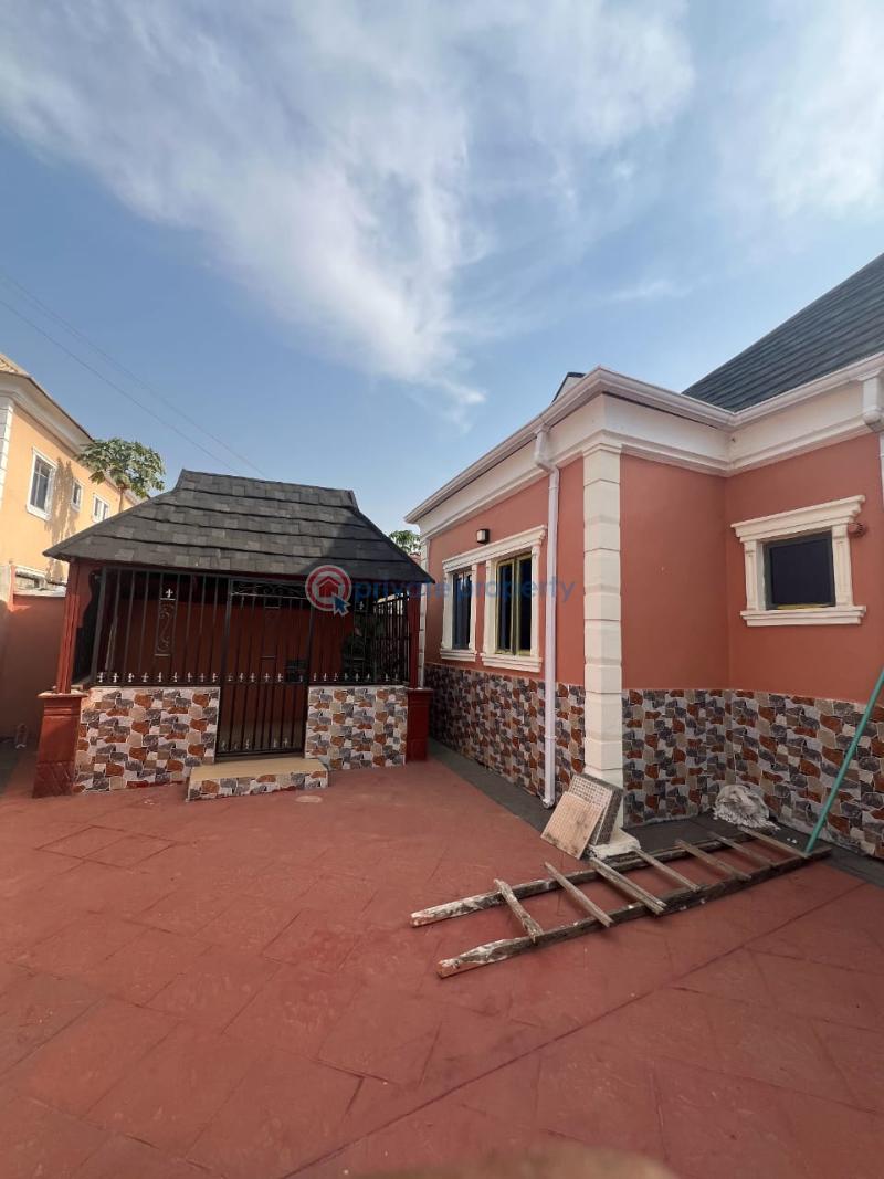 3 bedroom Block Of Flats For Sale Liberty Academy Road Off Akala Express Way Ibadan Oyo - 7