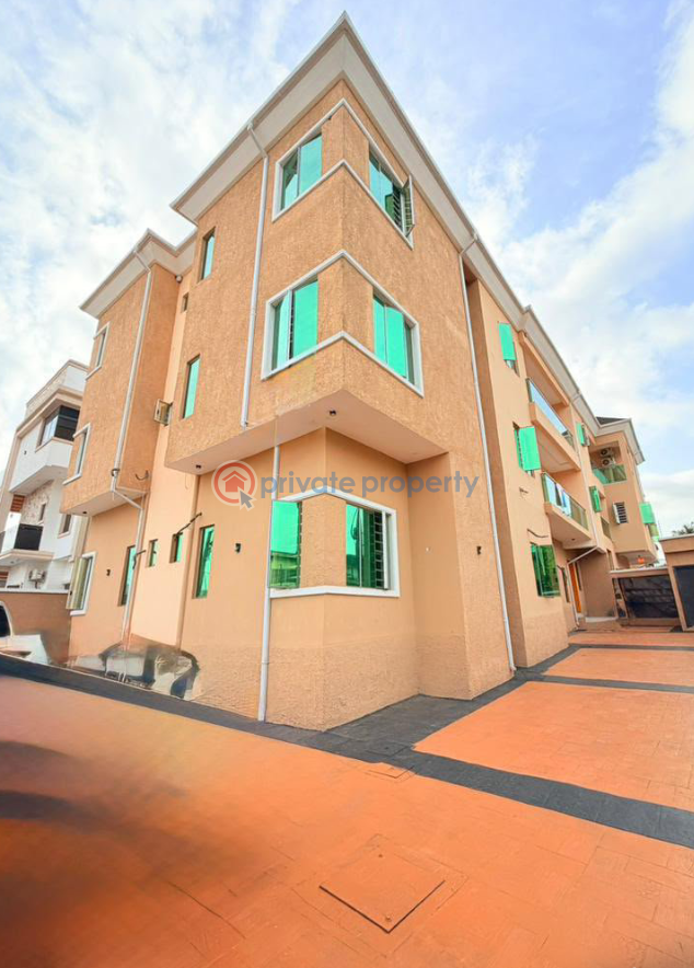 3 bedroom Block Of Flats For Sale Magodo GRA Phase 2 Kosofe/Ikosi Lagos