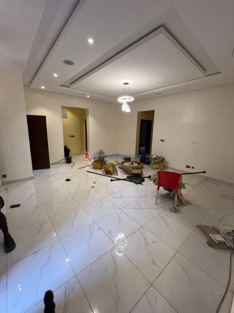 3 bedroom Block Of Flats For Sale Gbagada Lagos - 9