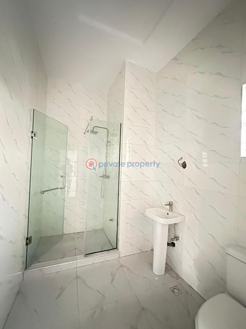 3 bedroom Block Of Flats For Sale Ogunlana Surulere Lagos - 4