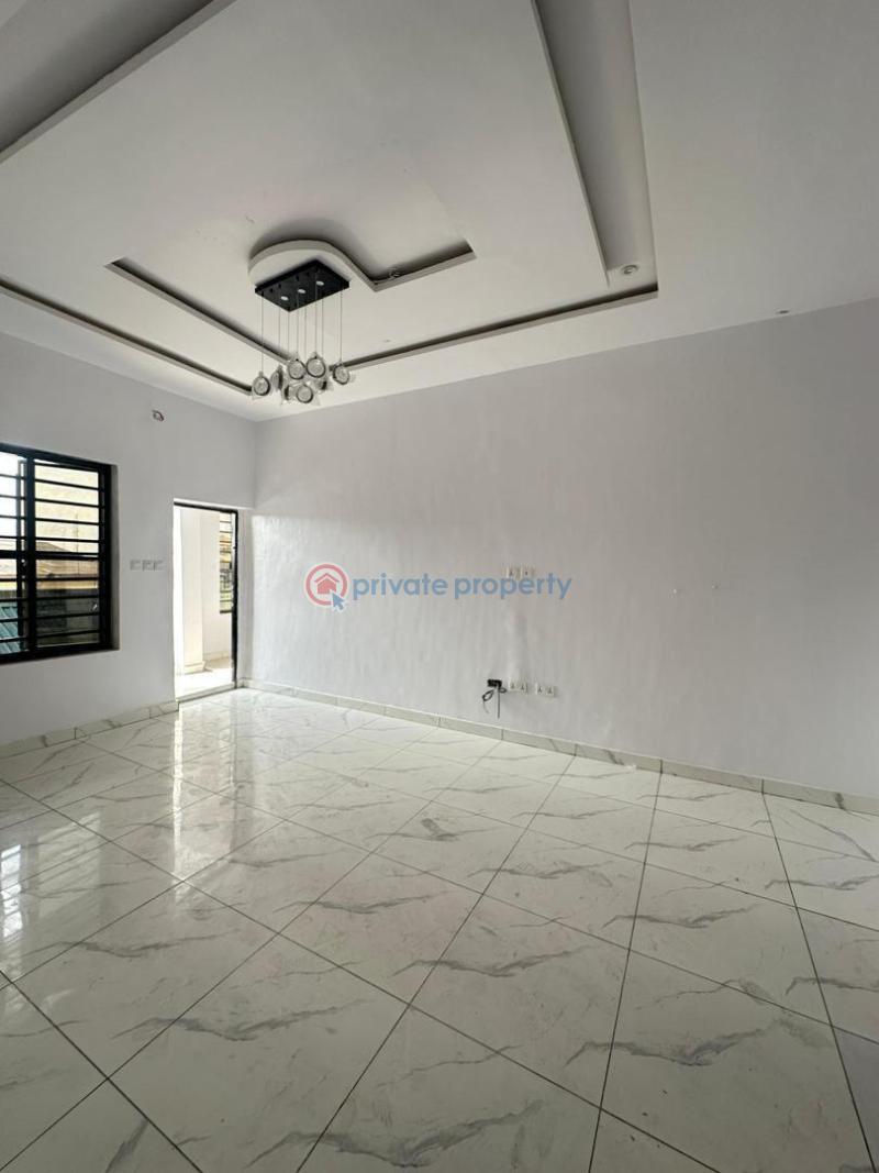 3 bedroom Flat & Apartment For Sale Surulere, Lagos Surulere Lagos - 3