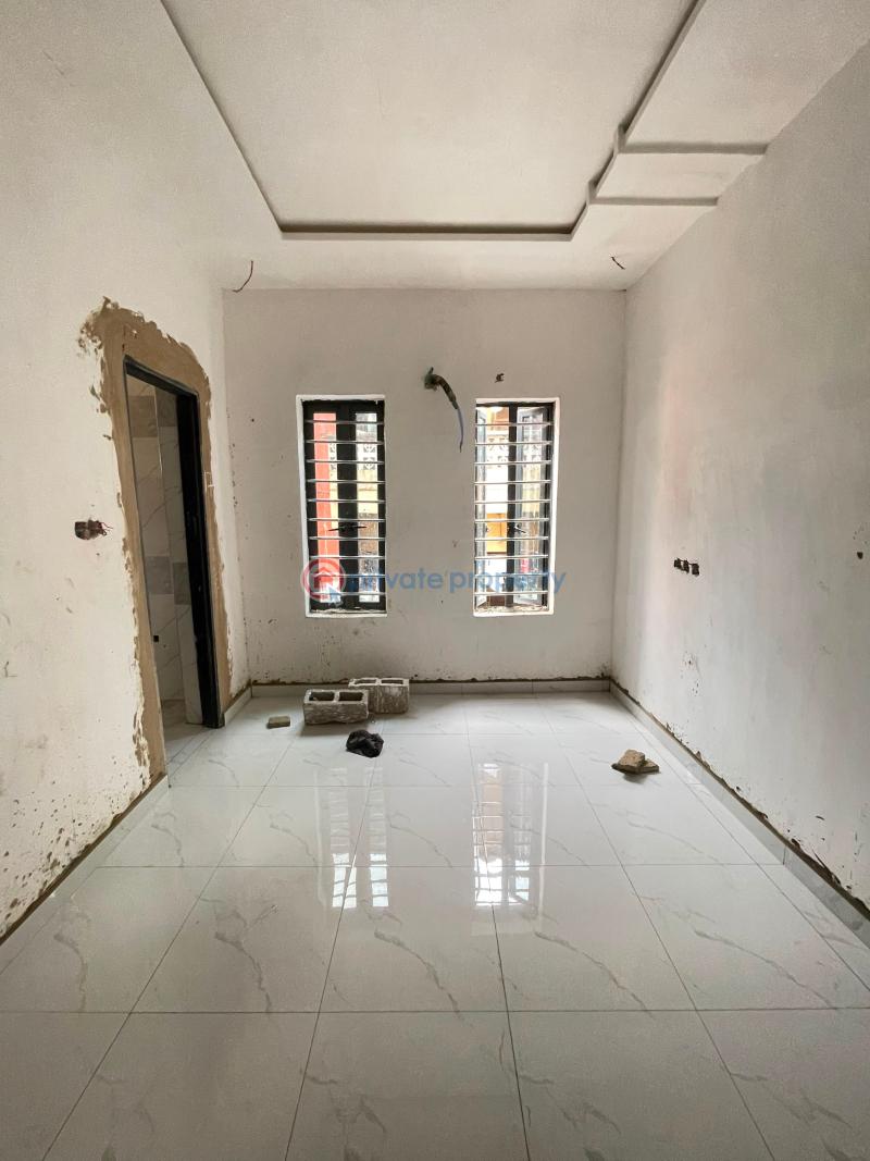 3 bedroom Flat & Apartment For Sale Off Cmd Road Ikosi-ketu Kosofe/Ikosi Lagos - 5