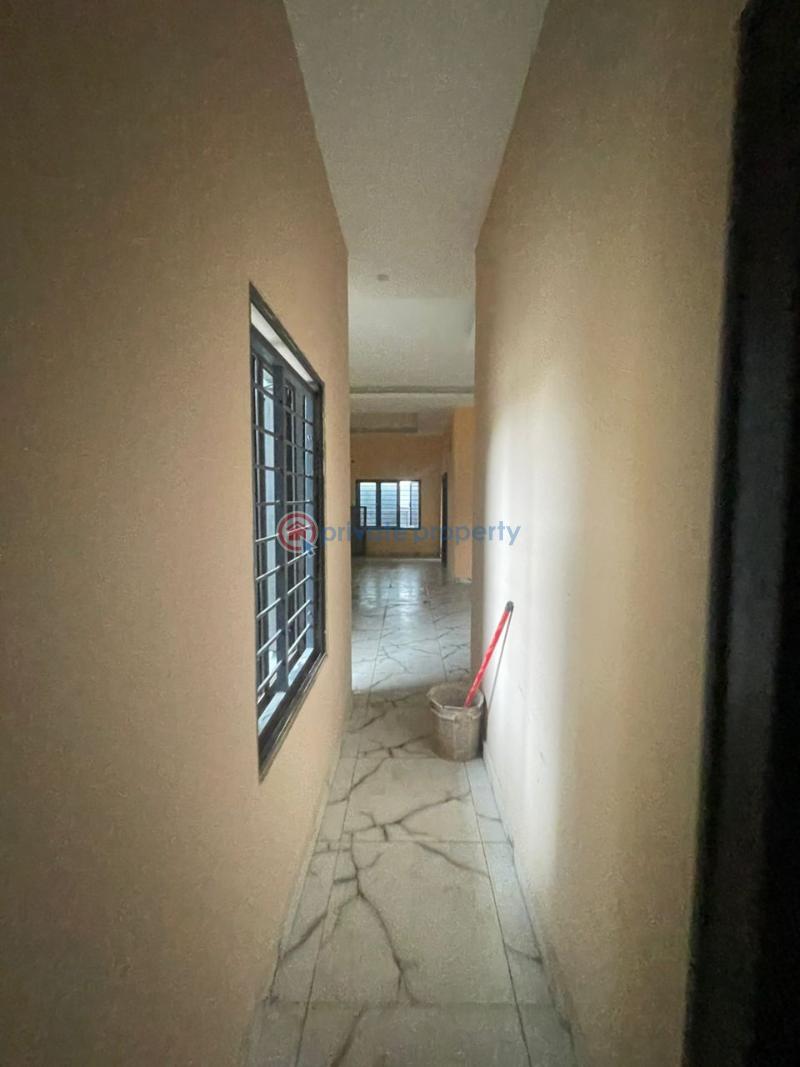 3 bedroom Block Of Flats For Rent Jahi District Jahi Abuja Phase 2  - 7