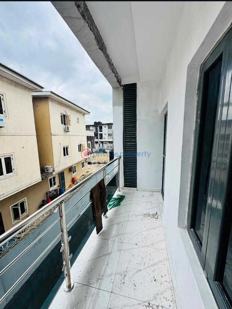 3 bedroom Block Of Flats For Sale Gbagada Lagos - 9