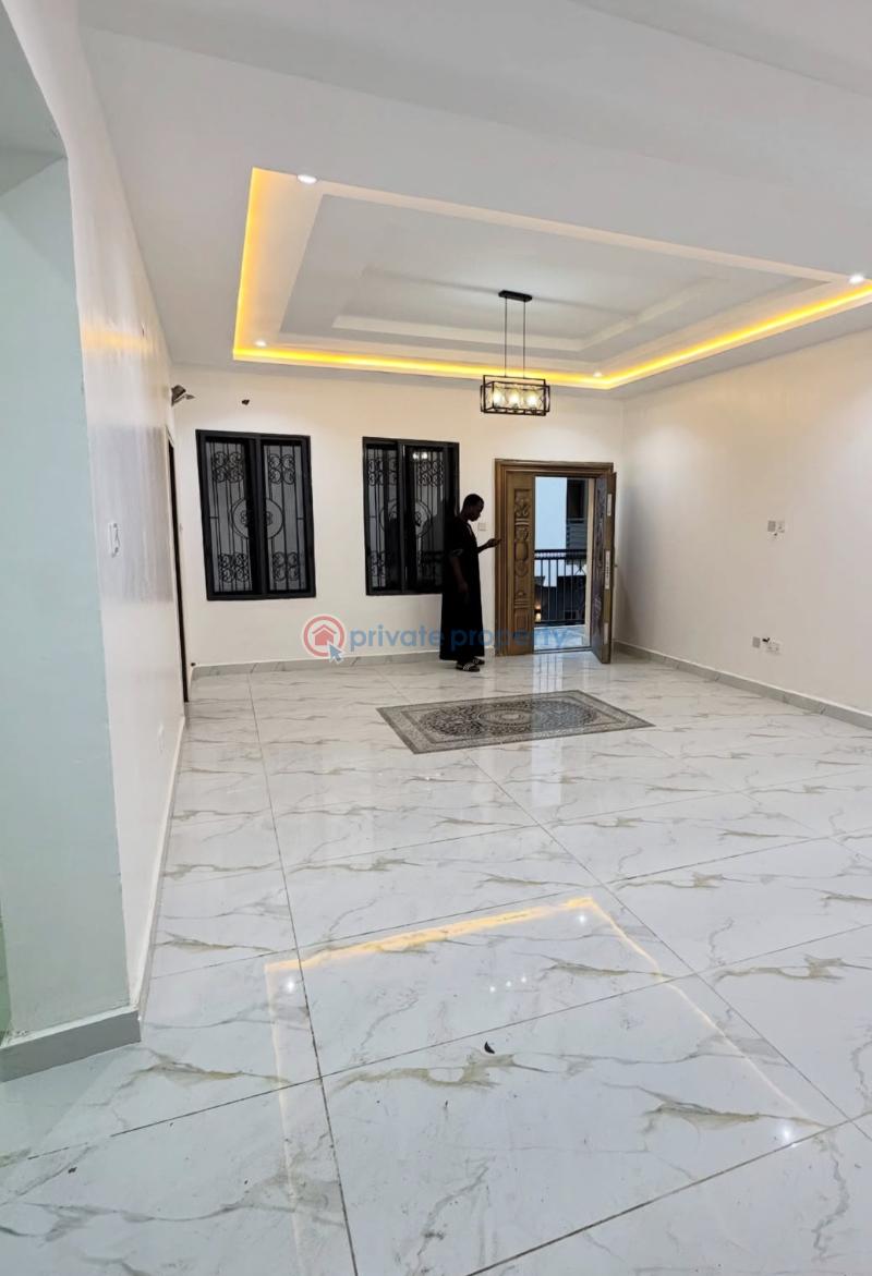 Newly built 3 bedroom apartment - 4 3 bedroom Block Of Flats For Rent Jahi Gilmor District Jahi Abuja Phase 2  - 4