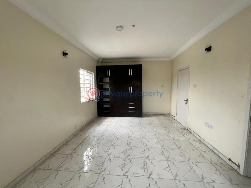 3 bedroom Block Of Flats For Sale Panti Street Yaba Lagos - 0