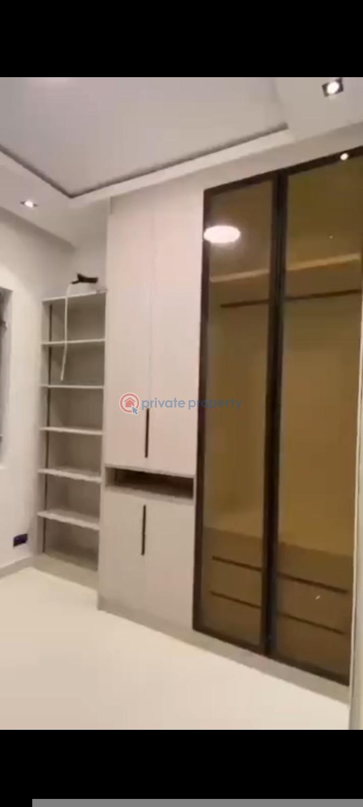 3 bedroom Flat & Apartment For Sale Banana Island Ikoyi Lagos - 2