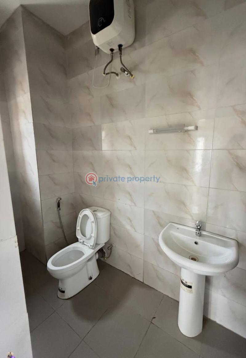 3 bedroom Block Of Flats For Rent Jahi District Jahi Abuja Phase 2  - 3