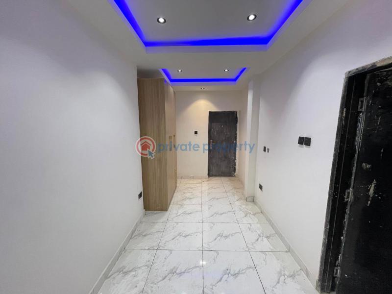 3 bedroom Flat & Apartment For Sale Gbagada Lagos - 12