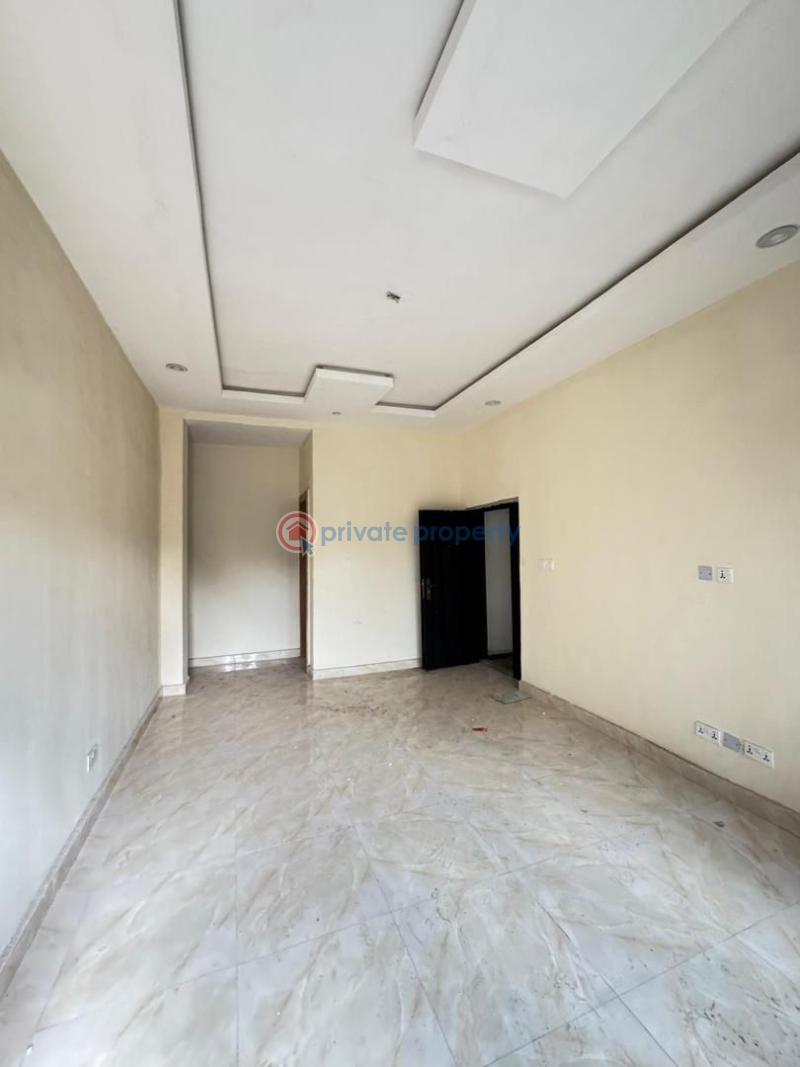 3 bedroom Flat & Apartment For Sale Yaba Lagos - 5