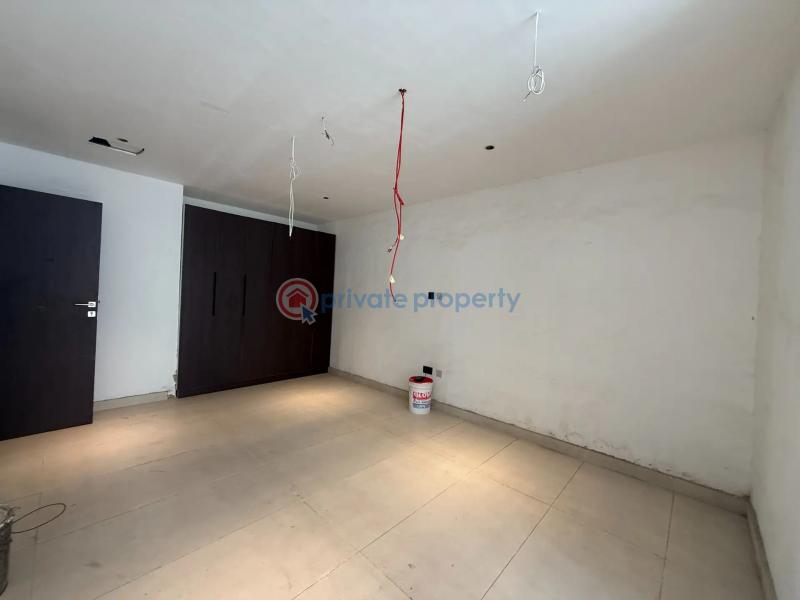 3 bedroom Block Of Flats For Sale In The Heart Of Vi Victoria Island Lagos - 11